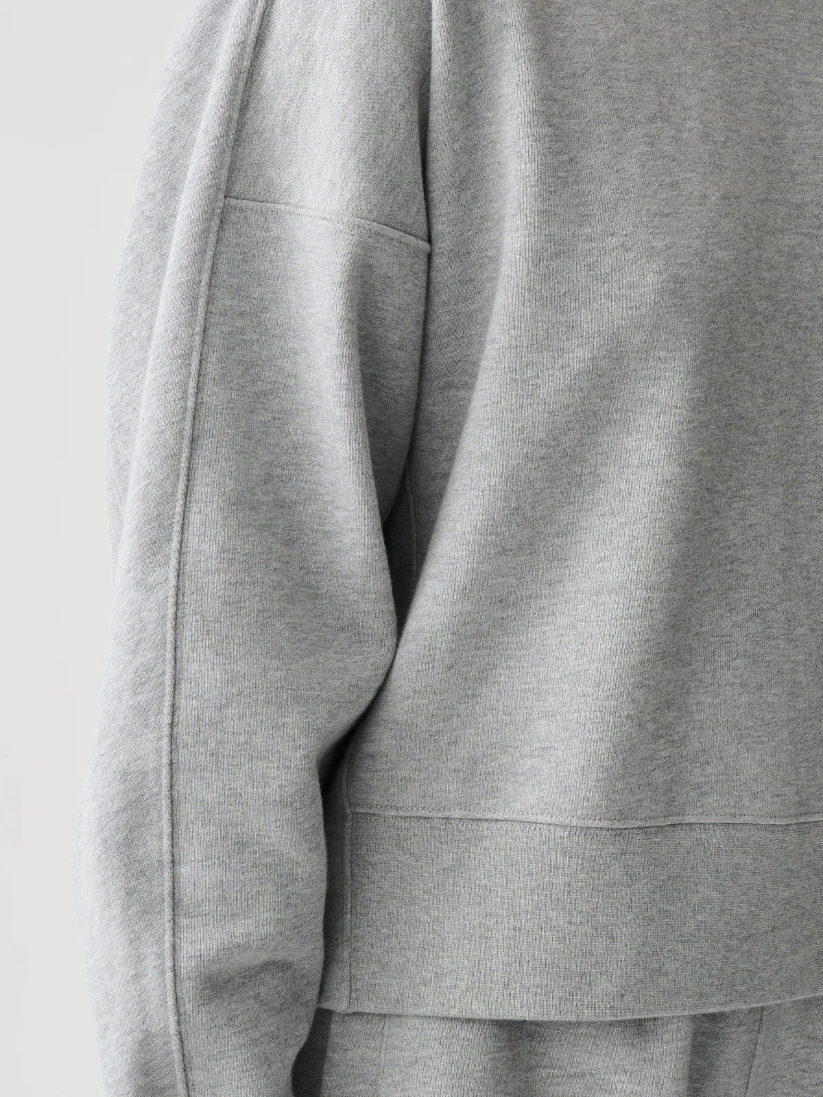 Essentials Crew für Damen