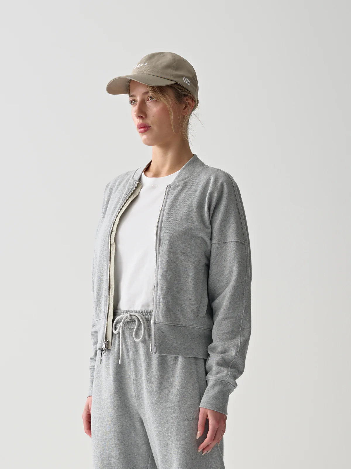 Essentials Zip Crew für Damen