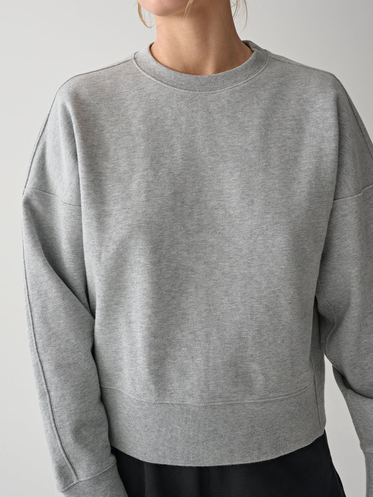 Essentials Crew für Damen