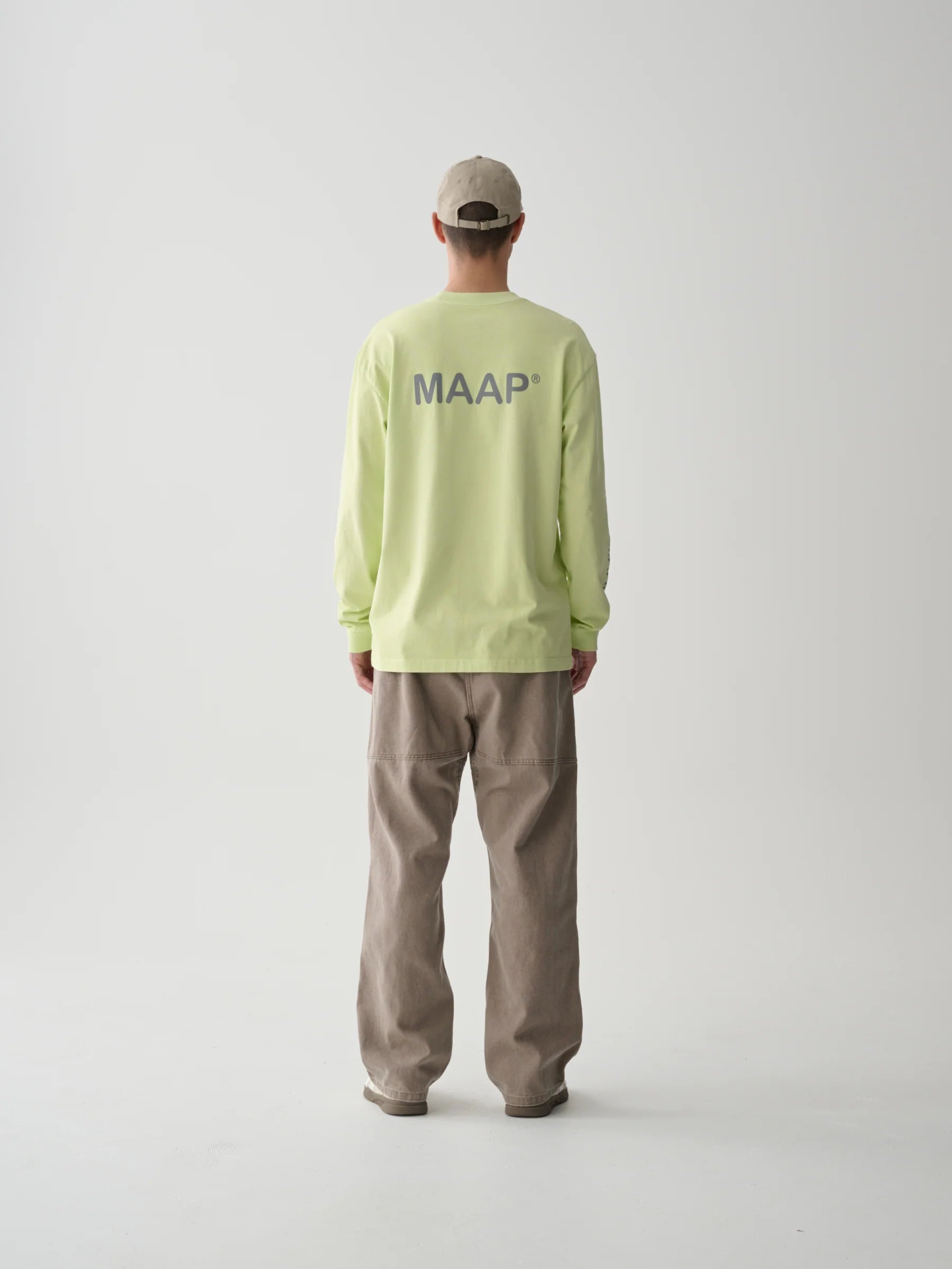 Essentials Langarm-T-Shirt